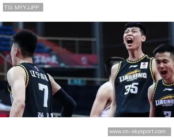 张兆旭:从篮球新星到职业生涯巅峰的奋斗历程与成长故事 张兆旭:从篮球新星到职业生涯巅峰的奋斗历程与成长故事